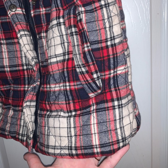 Versona Plaid Vest - Picture 7 of 8